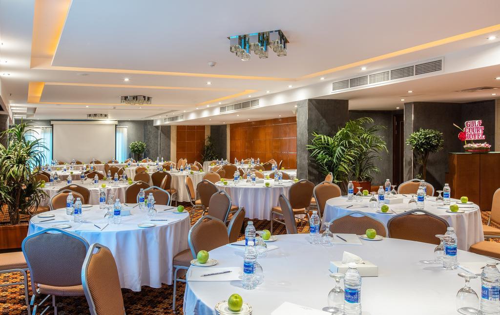 Gulf Court Hotel Манама Екстериор снимка