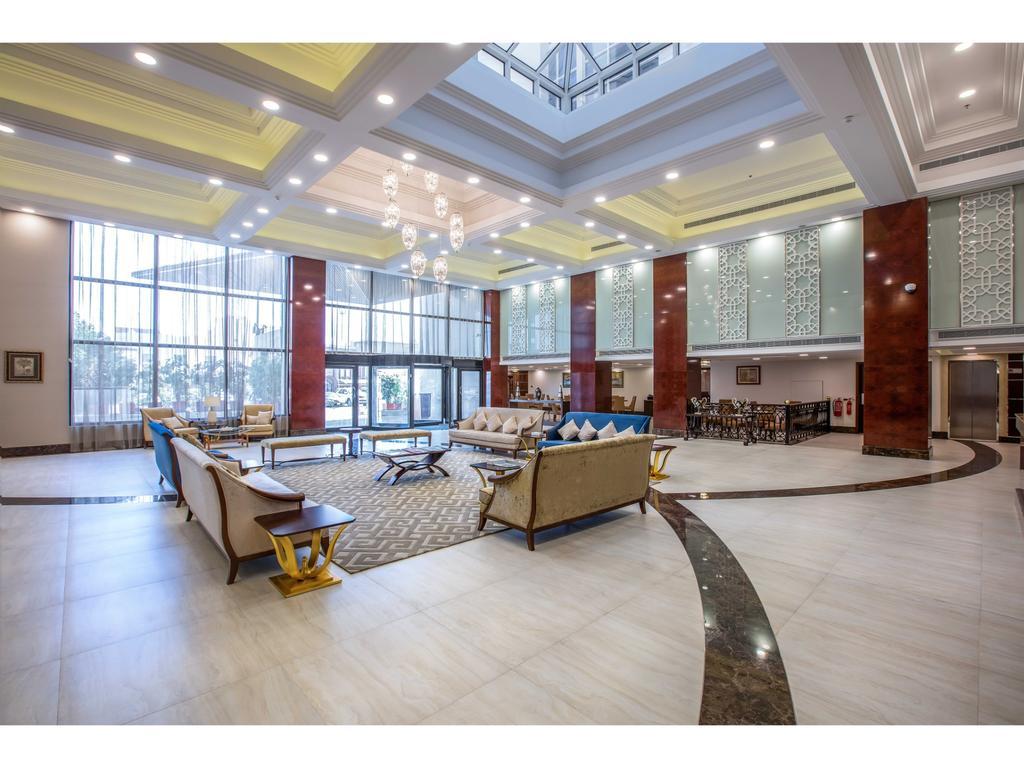 Gulf Court Hotel Манама Екстериор снимка